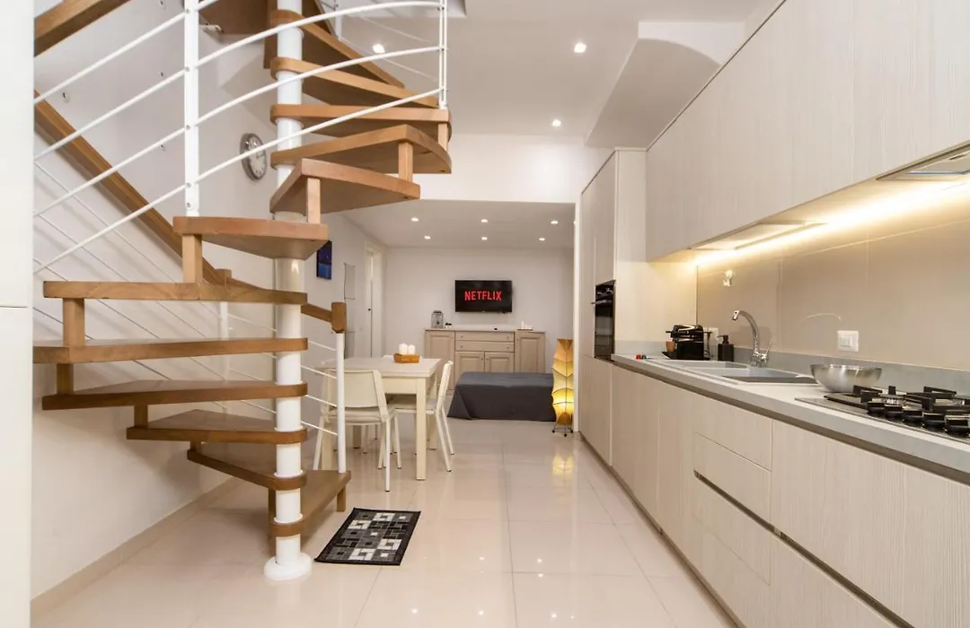 Centro Storico - Casa Con Wi-Fi E 4 Posti Letto In Via Dei Tribunali-1